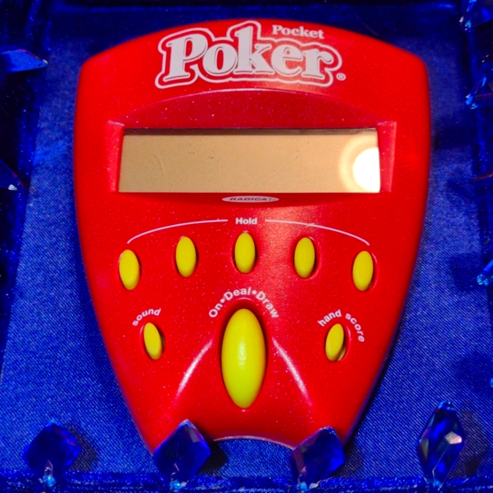 Radica handheld pocket poker game
